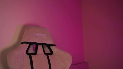 Luba online show from September 23, 6:33 pm