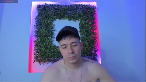 Snapshot of luc_sforza chatting on October 31, 1:23 pm luc_sforza online show from October 31, 1:23 pm