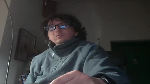 Snapshot of luca78_78 chatting on May 16, 11:03 pm luca78 online show from May 16, 11:03 pm