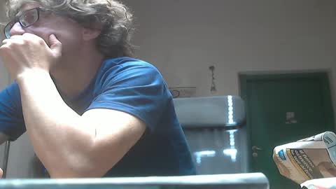 Snapshot of luca78_78 chatting on May 23, 8:18 am luca78 online show from May 23, 8:18 am