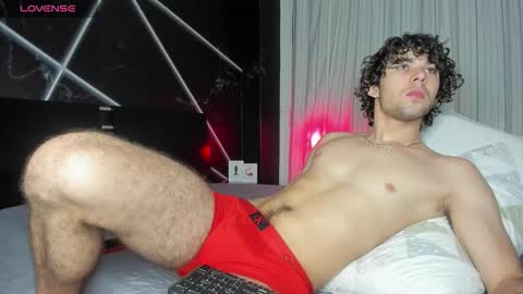 Luca Ferrer online show from October 21, 2:23 am