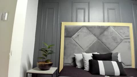 luca_morettii online show from November 15, 12:13 pm