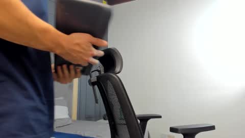 luca_morettii online show from January 12, 11:54 pm