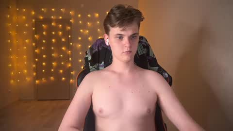 Lucas Gill online show from January 12, 6:16 pm