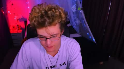 lucas_long_ online show from January 5, 5:27 pm