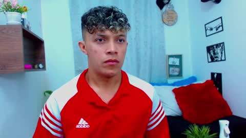 Snapshot of lucas_luxx1 chatting on February 12, 12:22 pm Lucas Luxx online show from February 12, 12:22 pm