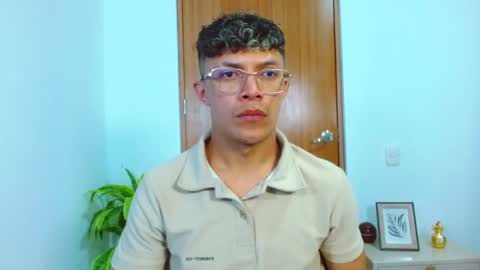 Snapshot of lucas_luxx1 chatting on February 26, 5:01 pm Lucas Luxx online show from February 26, 5:01 pm