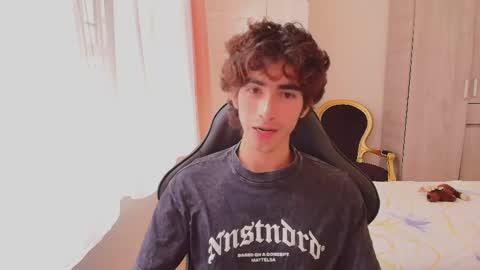 lucas_xo online show from October 6, 6:16 pm