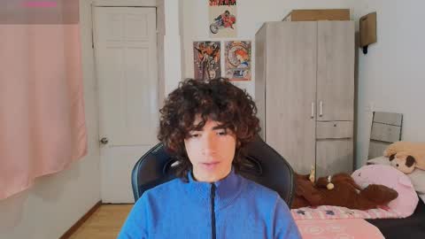 lucas_xo online show from March 9, 12:58 am