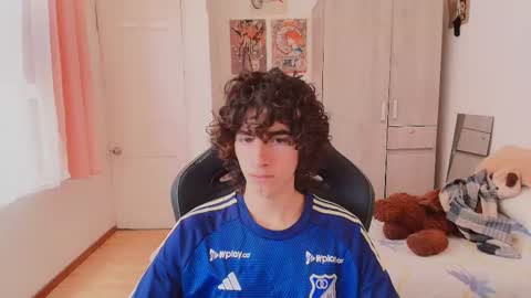 lucas_xo online show from March 19, 7:18 pm