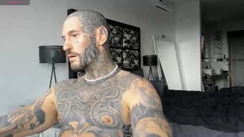 lucasexclusive online show from December 20, 7:44 am