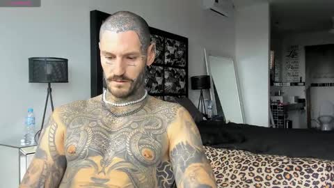 lucasexclusive online show from January 2, 5:14 am