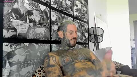 lucasexclusive online show from February 8, 8:31 am