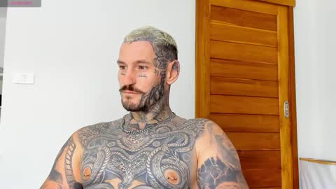 lucasexclusive online show from October 19, 5:41 am