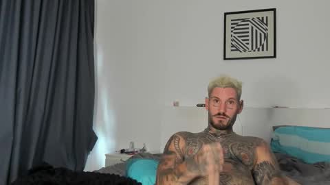 lucasexclusive online show from February 13, 6:31 am