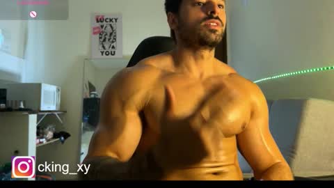 lucasfit24 online show from March 9, 3:05 pm