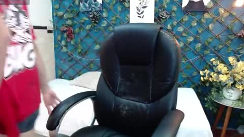 LucassSmith11 online show from May 15, 10:17 pm