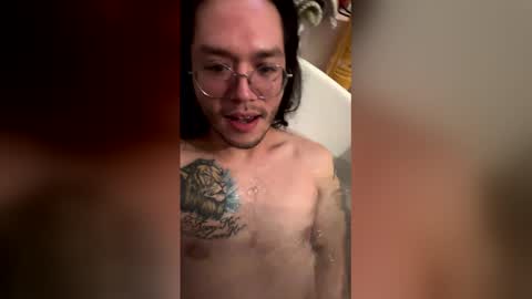 lucathelion online show from April 26, 7:11 pm