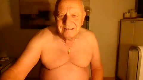 lucbottom031249 online show from July 21, 1:19 am