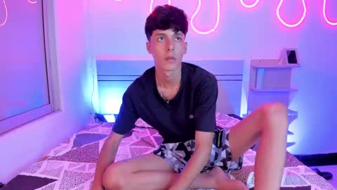 Luccas Ferreira online show from October 19, 8:31 pm