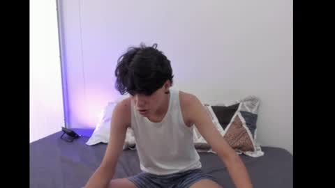 Luccas Ferreira online show from April 20, 7:48 pm