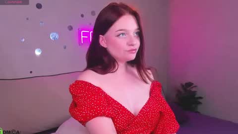 Snapshot of luccy_mullinss chatting on June 7, 5:06 pm Gloria online show from June 7, 5:06 pm