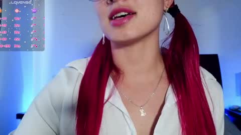 Luccy online show from June 2, 2:52 pm