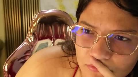 Snapshot of lucero_s chatting on May 24, 1:05 pm Lucero online show from May 24, 1:05 pm