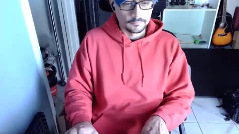 Luchi Luchano online show from December 3, 8:07 pm