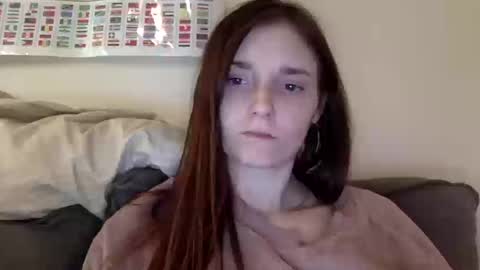 Luci Layne online show from October 17, 6:32 pm