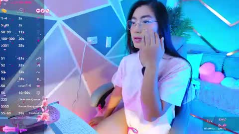 Snapshot of luci_tender chatting on June 17, 12:46 am hanna online show from June 17, 12:46 am