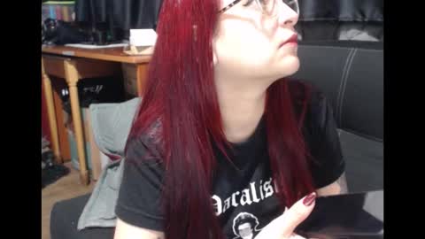 Lulu DCarton online show from March 8, 5:44 am