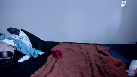 Lucia online show from December 9, 8:01 pm