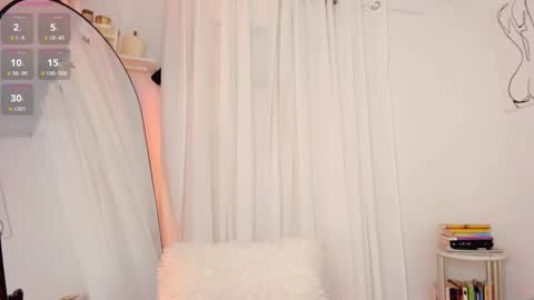 Lucia online show from January 27, 6:20 pm