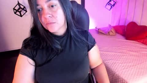 Lucia Vonne online show from November 2, 9:17 pm