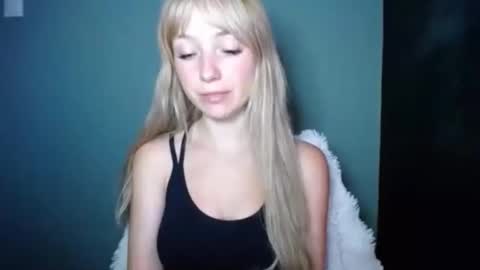 Lucy online show from September 11, 2:39 pm