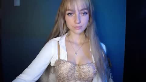 Lucy online show from October 16, 2:51 pm