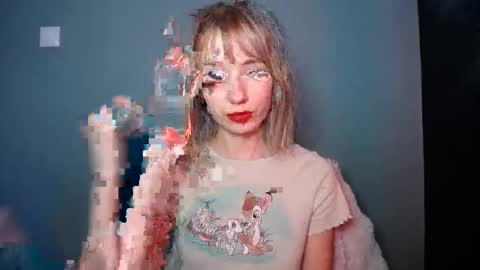 Lucy online show from February 22, 7:29 am