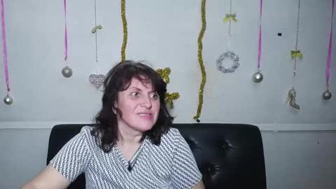 Snapshot of luciami chatting on January 16, 9:30 pm LuciaMi online show from January 16, 9:30 pm