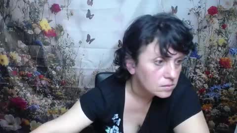 Snapshot of luciami chatting on September 30, 5:18 pm LuciaMi online show from September 30, 5:18 pm