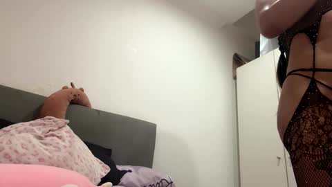 LUCIANA B. online show from November 6, 9:59 pm