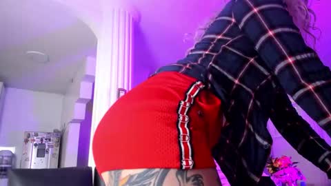 Luciana Evans online show from September 29, 6:57 pm