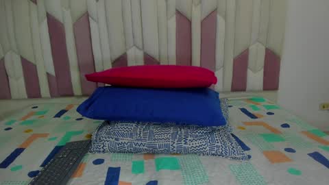 instagram luciana417  online show from January 14, 3:11 am