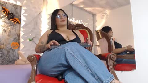 luciana_ramirez__ online show from October 22, 10:09 pm