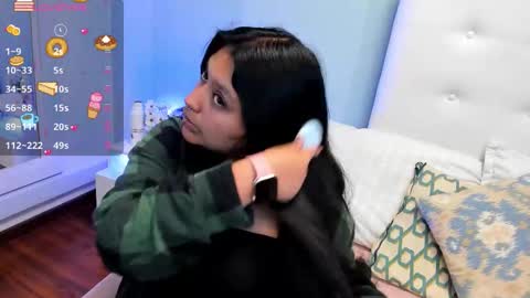 Luciiana online show from December 15, 11:31 pm