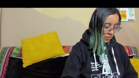 Dani 3 online show from October 12, 11:04 pm