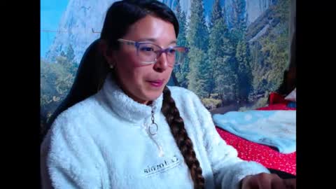 Snapshot of lucianahalen chatting on September 29, 2:06 am Lucy online show from September 29, 2:06 am