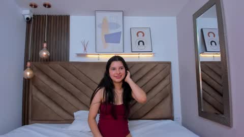 Luci  online show from February 28, 9:01 pm