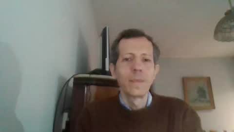 Snapshot of lucianoaxel chatting on December 8, 2:28 am Luciano online show from December 8, 2:28 am