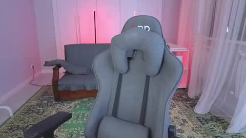 Snapshot of lucidangelok chatting on May 7, 7:14 am Angelok online show from May 7, 7:14 am